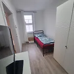 Vienna Gateway - Self Check-in 24 - Free Parking *