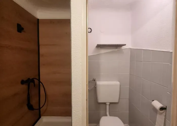 Vienna Gateway - Self Check-in 24 - Free Parking Dom wakacyjny Bockfliess